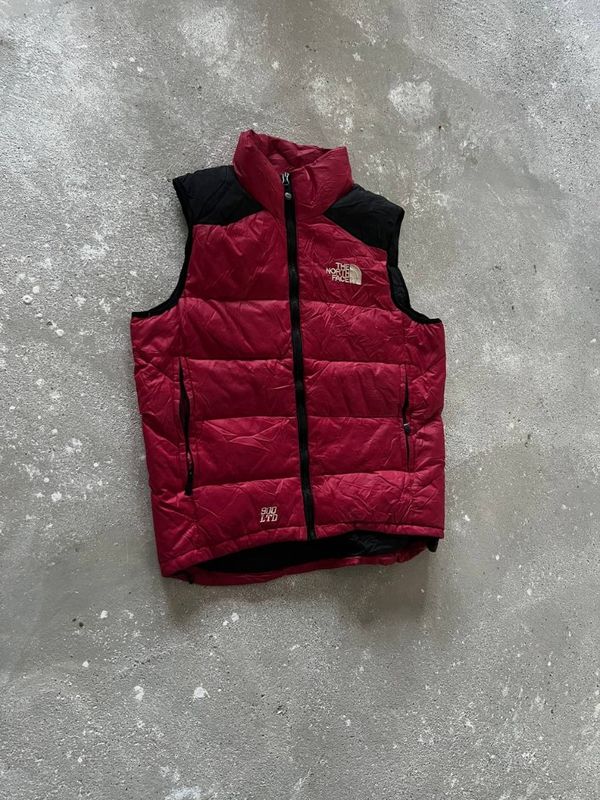 پافر North Face رنگ قرمز