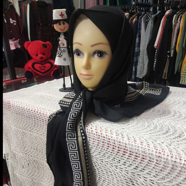 روسری شیک زنانه حریر3