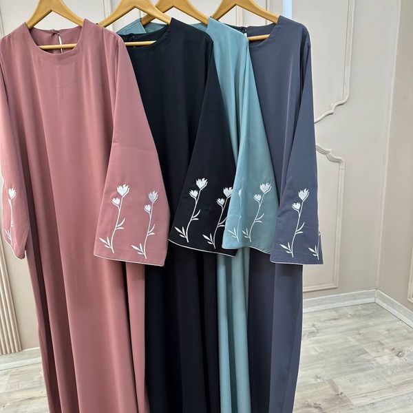 مانتو عبایی گلسا نوک مدادی