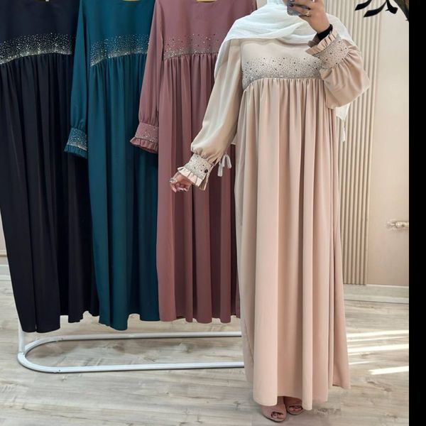 مانتو عبایی نگین کرم