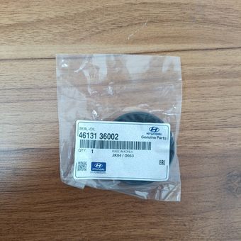 کاسه نمد اویل پمپ گیربکس هیوندای توسان مدل 2006 تا 2010 حجم موتور 2700