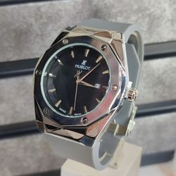 ساعت مچی مردانه هابلوت با قاب استیل کهکشانی و قفل کلیپسی مدل 7890