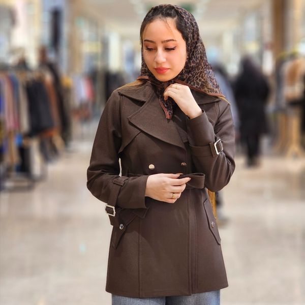 ترنچ کت هالی