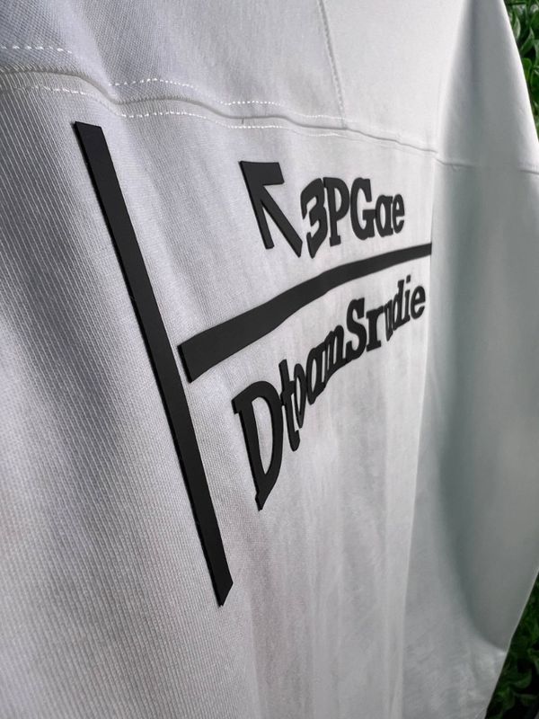 تیشرت 33 وارداتی سفید