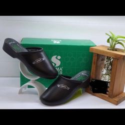 دمپایی جلوبسته طبی زنانه مدل نرگس کفش شیما شیما