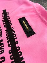 تیشرت MM6 وارداتی صورتی کم رنگ