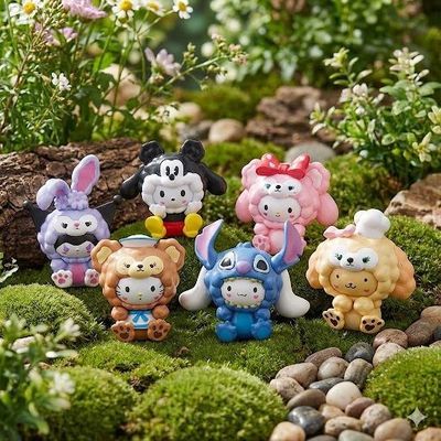 فیگور سانریو با لباس پشمی