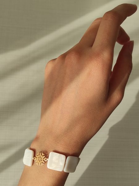 دستبند شکوفه برف