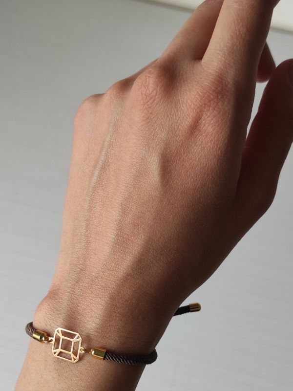 دستبند عادل