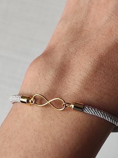 دستبند بی نهایت