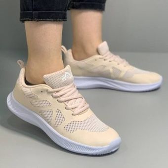 کتونی دخترانه کرمی زیر سفید