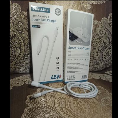 کابل شارژ سریع FastLine Type‑C به Type‑C مدل FC‑09 – توان 45 وات، انتقال داده و شارژ فوق‌سریع