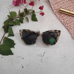عینک آفتابی زنانه(مدل واریته)