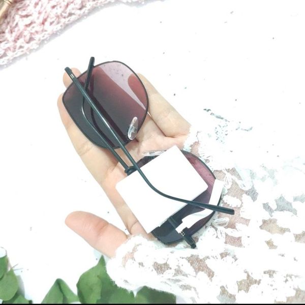 عینک آفتابی زنانه(مدل ساکویا)