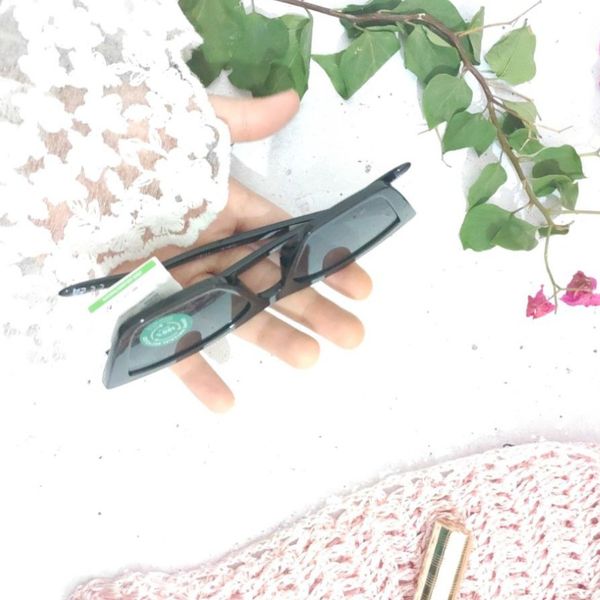 عینک آفتابی زنانه(مدل لیویا³)