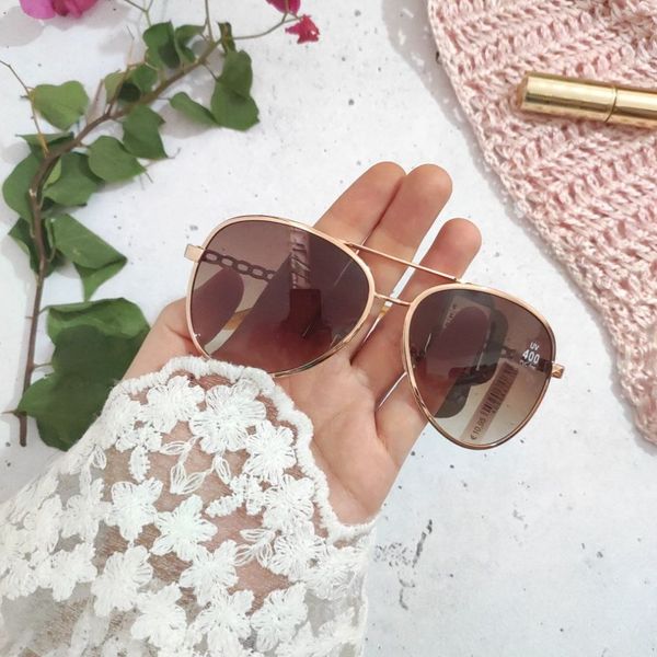 عینک آفتابی زنانه(مدل ریبا)