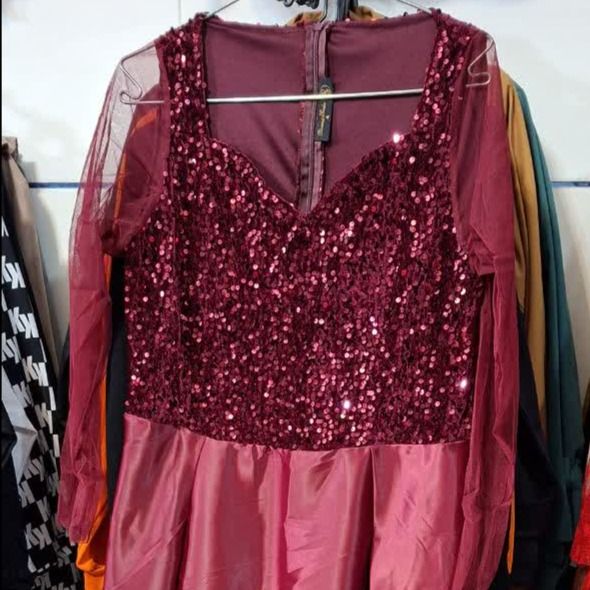 ماکسی مجلسی ساتن قرمز زنانه