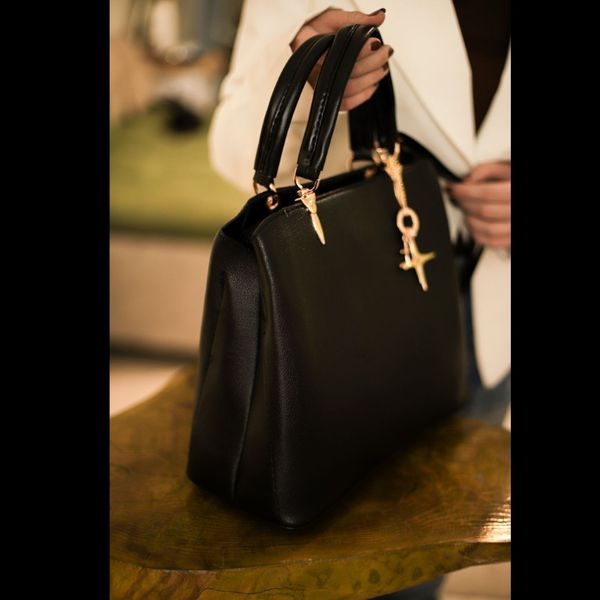 کیف دوشی دخترانه مجلسی چرم صنعتی | کیف زنانه شیک کد 1794