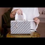 کیف دوشی دخترانه مجلسی طرح دیور سایز بزرگ | کیف زنانه شیک کد 1444