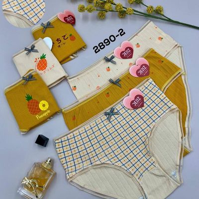 شورت زنانه کبریتی وارداتی طرح آناناس