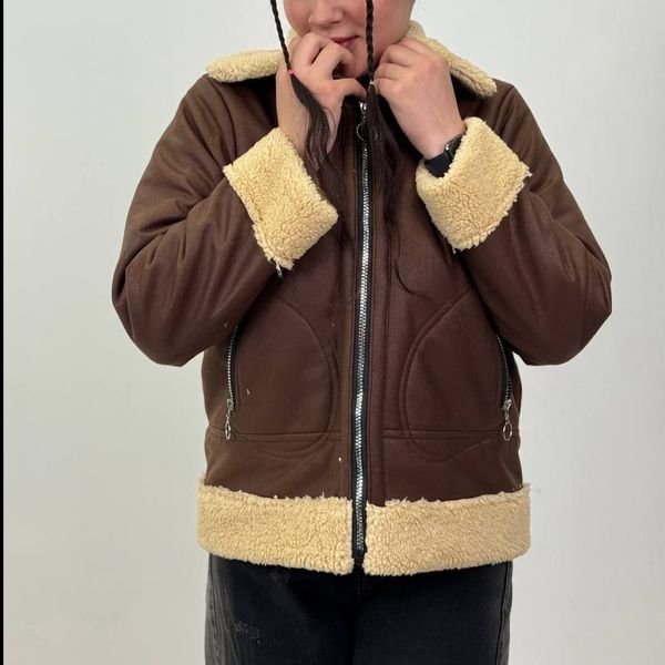 کت چرم بوفالوی دخترانه وزنانه داخل بعبعی