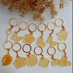 جاکلیدی های رزینی فانتزی رنگ طلایی