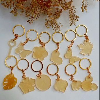 جاکلیدی های رزینی فانتزی رنگ طلایی