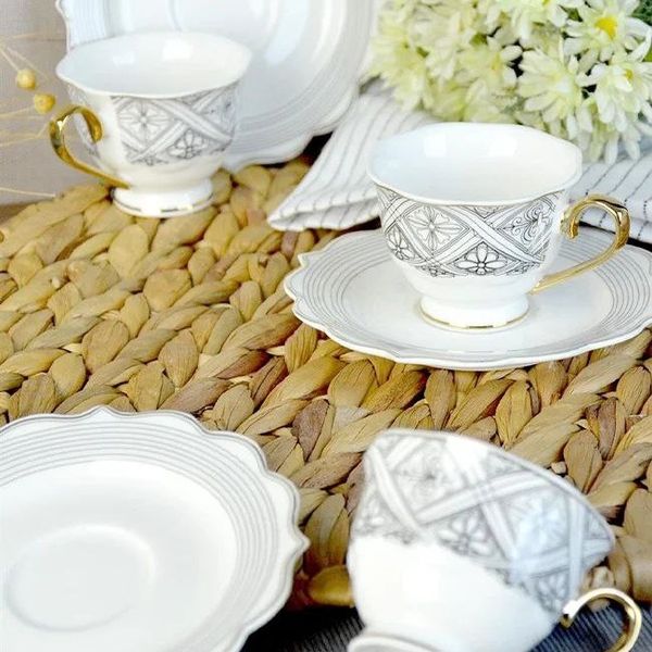 ست چایخوری گلدار برند پاچی ترکیه 2 (هزینه ارسال پس کرایه)