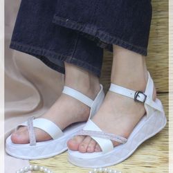 صندل مجلسی زنانه.