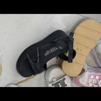 صندل زنانه.