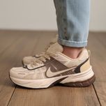 کتونی نایک زنانه وی تو کی v2k