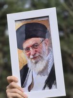 قاب عکس 20 در 32 رهبر شهید