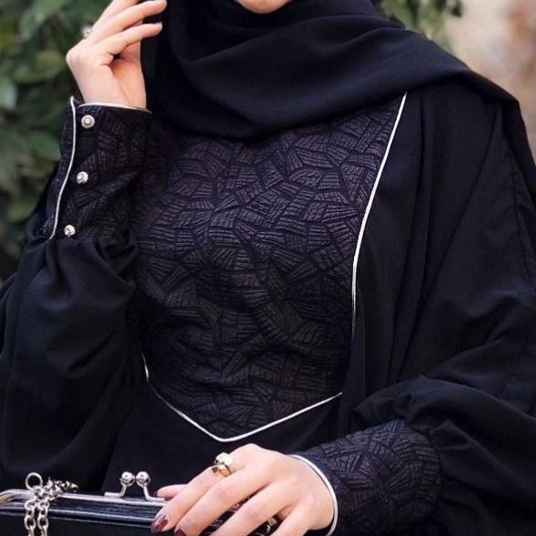 مانتو عبایی حسنا مشکی