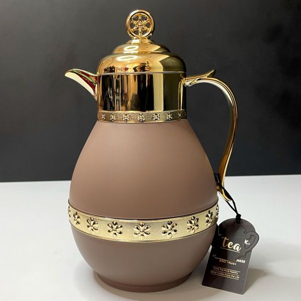 فلاسک عربی (1 لیتری) مارک feenik رنگ نسکافه‌ای