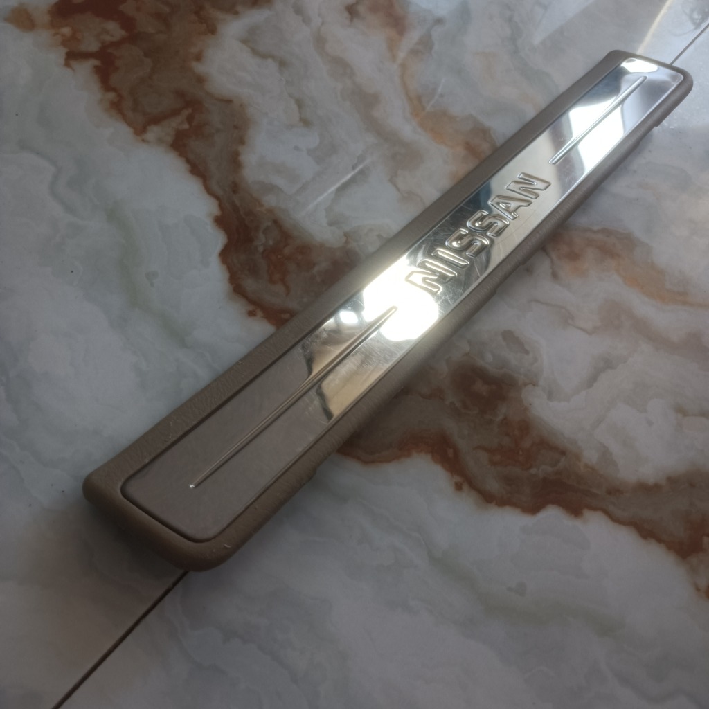 فلاپ رکاب درب (پارکابی) ماکسیما عقب راست (استوک ژاپنی) 3400