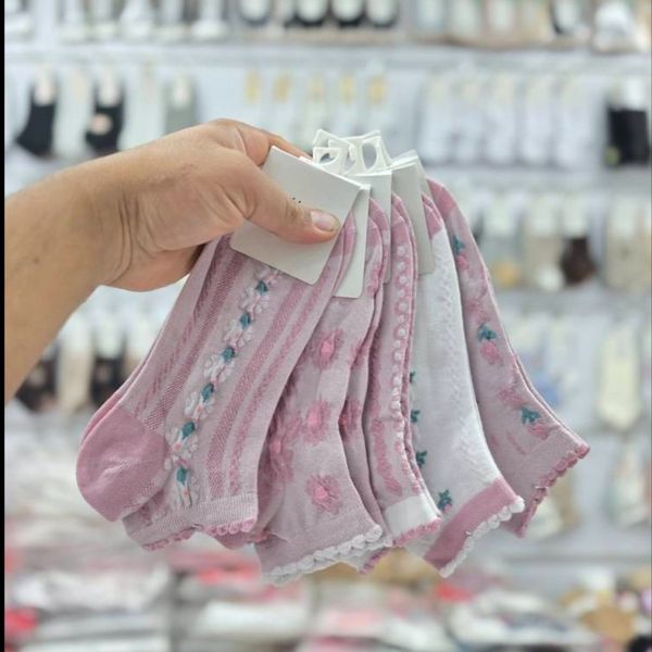 جوراب عروسکی