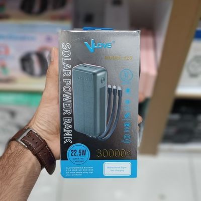 پاوربانک VLOVE  یک شارژر همراه قدرتمند با ظرفیت 30000 میلی‌آمپرساعت