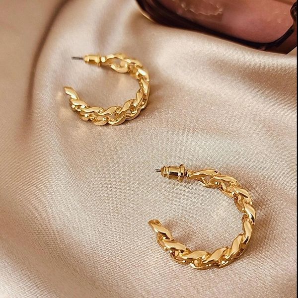 گوشواره نیمه حلقه ای کارتیر