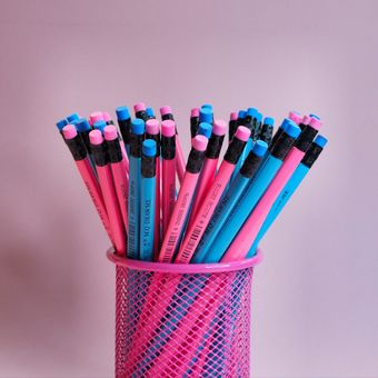 مداد مشکی پاکندار ام کیو✏️