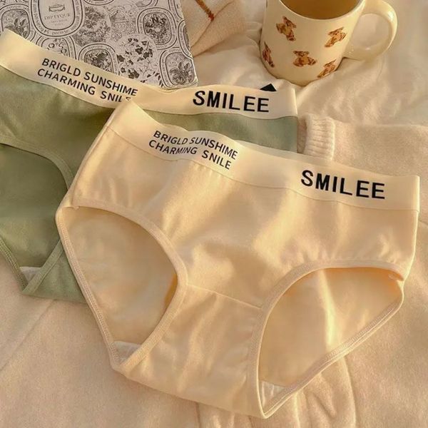 شورت زنانه عروسکی وارداتی مدل SMILEE
