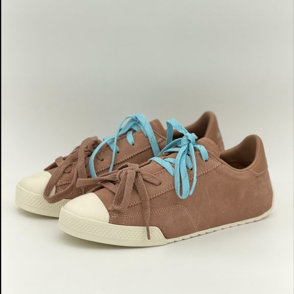کانورس ترینر سوئد نسکافه ای/Converse Chuck Suede