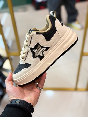 کفش‌زنانه کرم مشگی استار