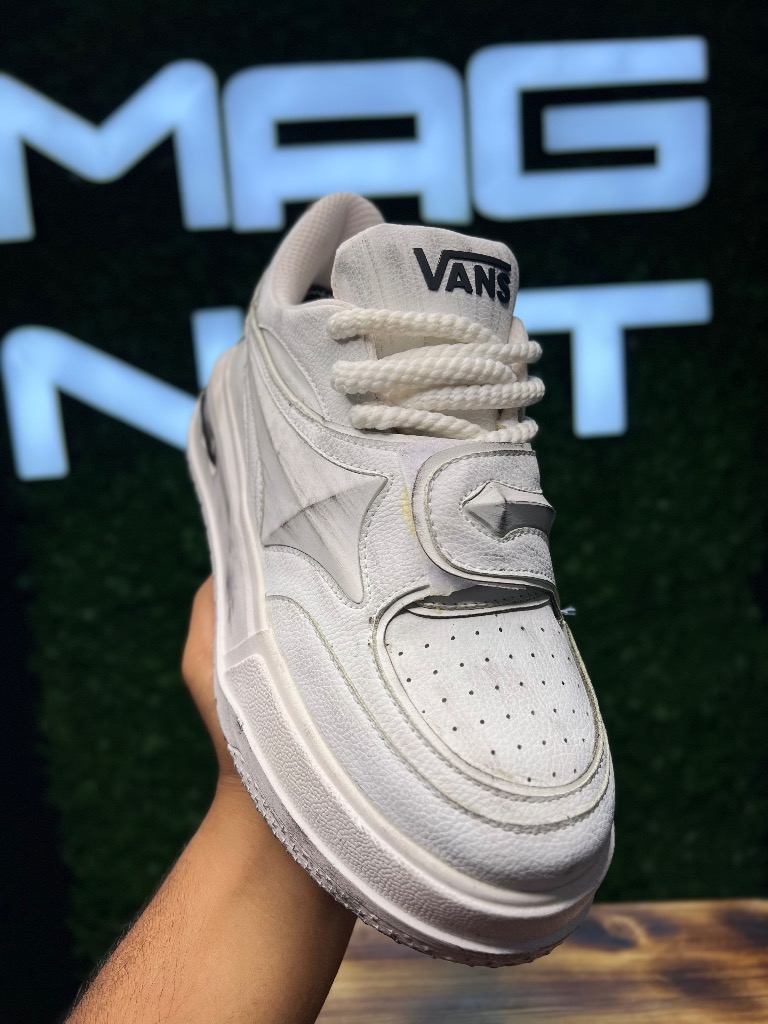 کتونی VANS سفید