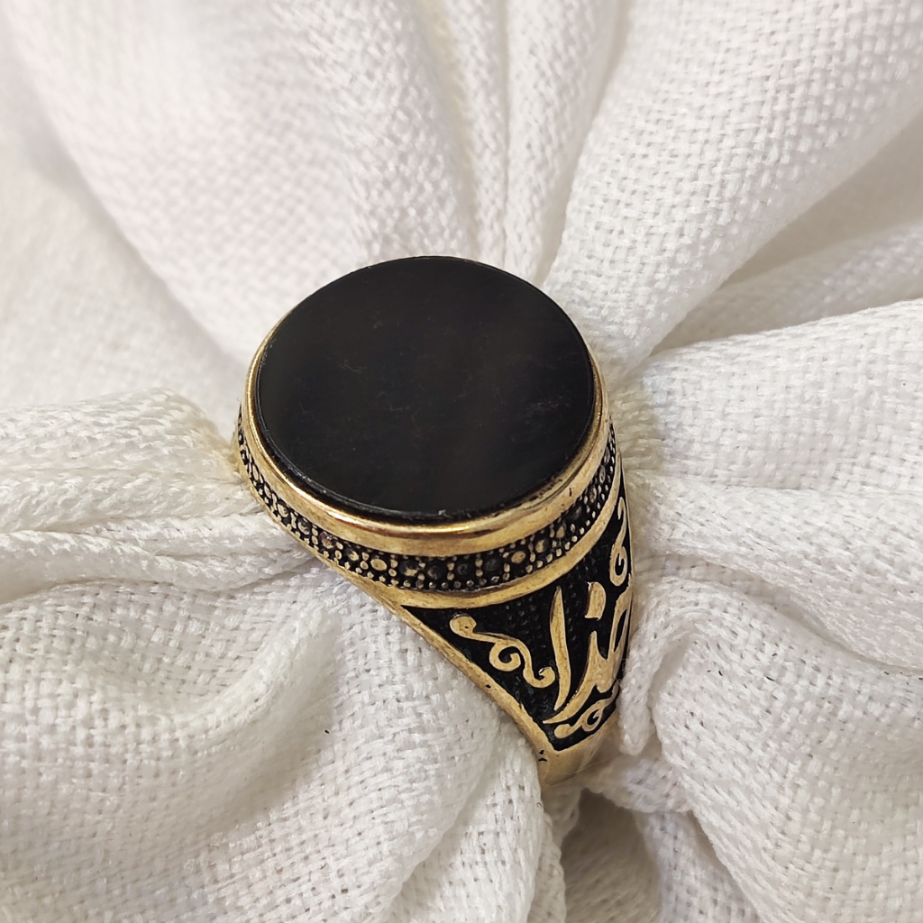 انگشتر خدا نگین مشکی