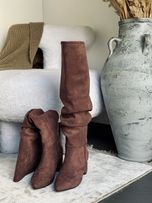 بوت بلند چروک پاشنه دار