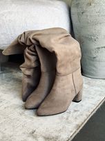 بوت بلند چروک پاشنه دار