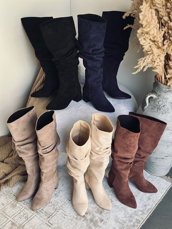 بوت بلند چروک پاشنه دار