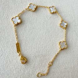 دستبند های کپی ونکلیف گل ریز سفید