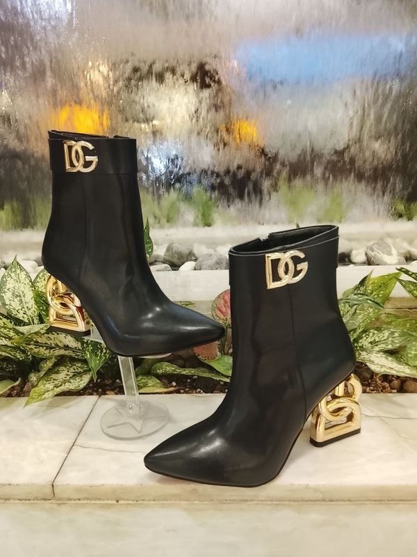 نیم بوت مجلسی پاشنهDG