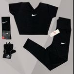 ست کراپ پشت پروانه ی و لگ مشکی فلامنت